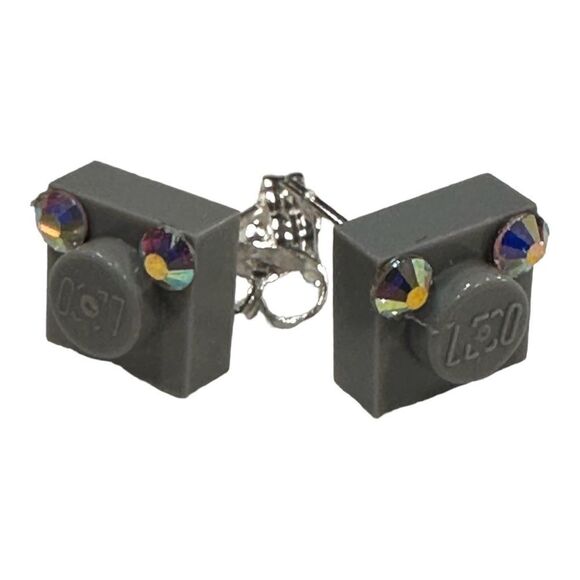 Lego stud earring pierced gray rhinestones Mickey / Minnie head vibe - Picture 1 of 8